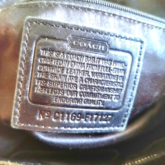 Vintage Coach Women's Patent Leather and Suede Inlaid Purse Bag - Picture 13 of 16